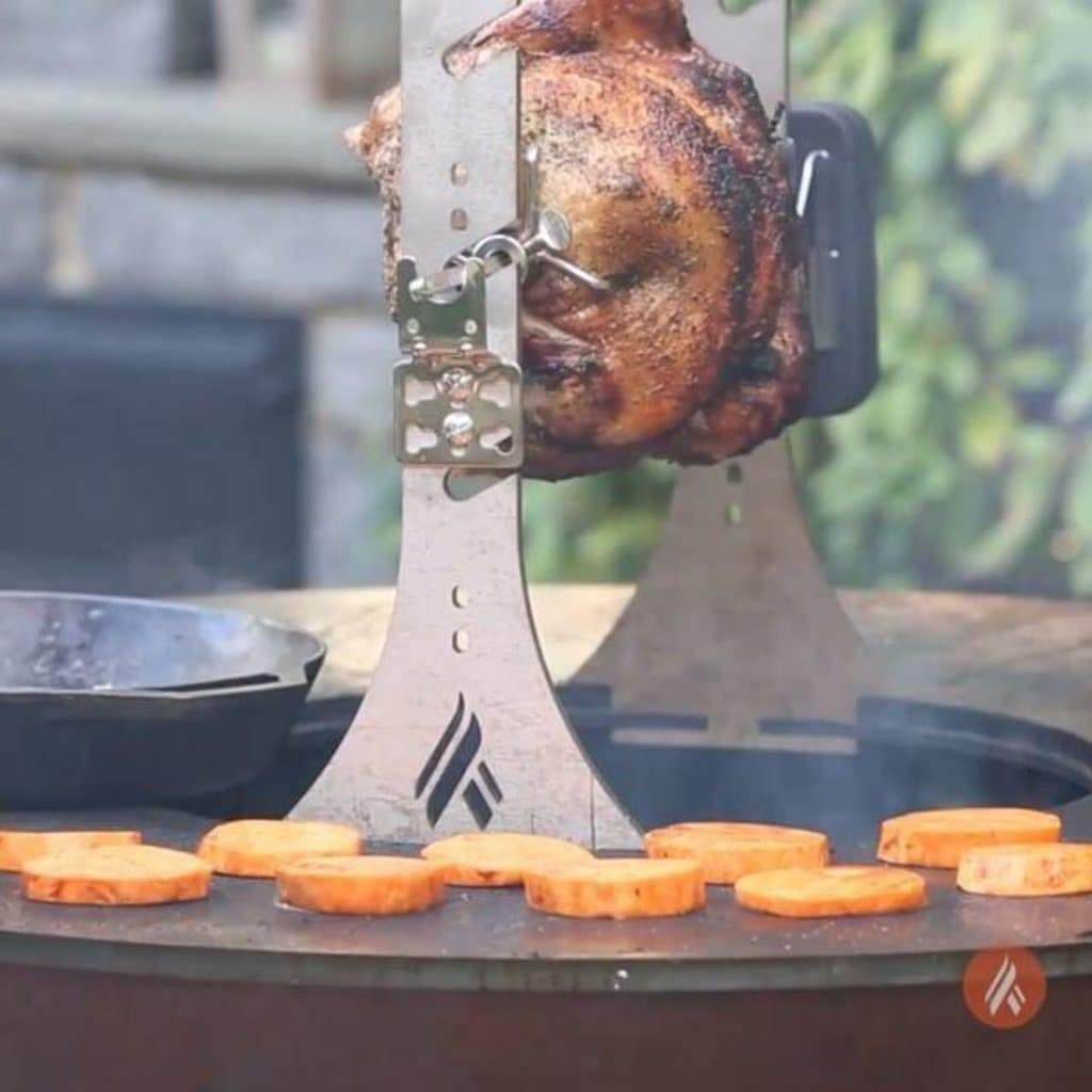 Barbecue Grill Rotisserie With Cordless Motor - Fire Pit Stock